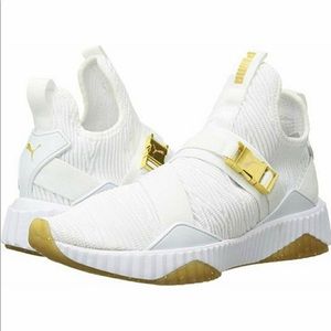 Women’s Puma Defy Mid Sneakers